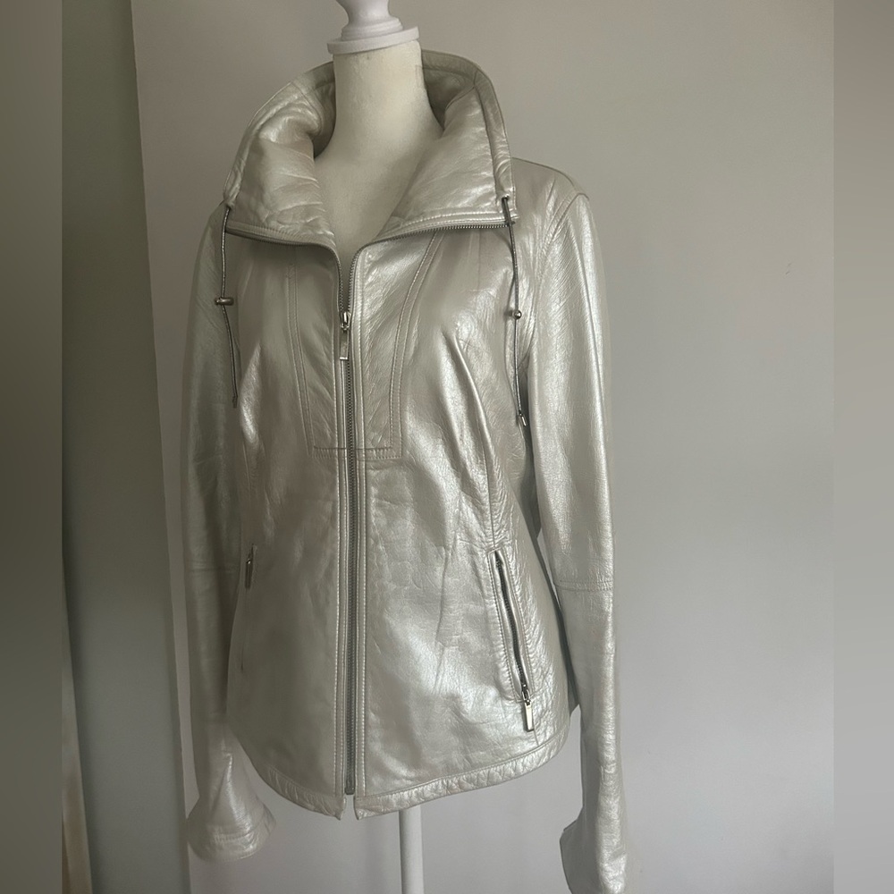 Carlisle Silver Metallic Leather Zip-Front Moto Style Jacket Sz 10 NWOT